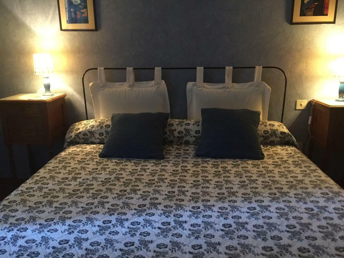 Domaine De Brousson Bed & Breakfast La Tour-sur-Orb Exterior foto