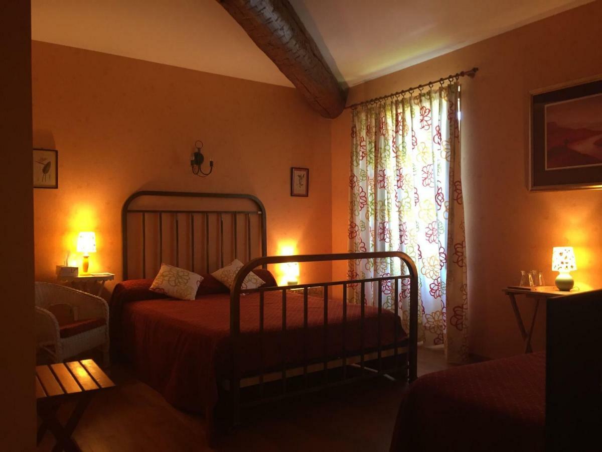 Domaine De Brousson Bed & Breakfast La Tour-sur-Orb Exterior foto