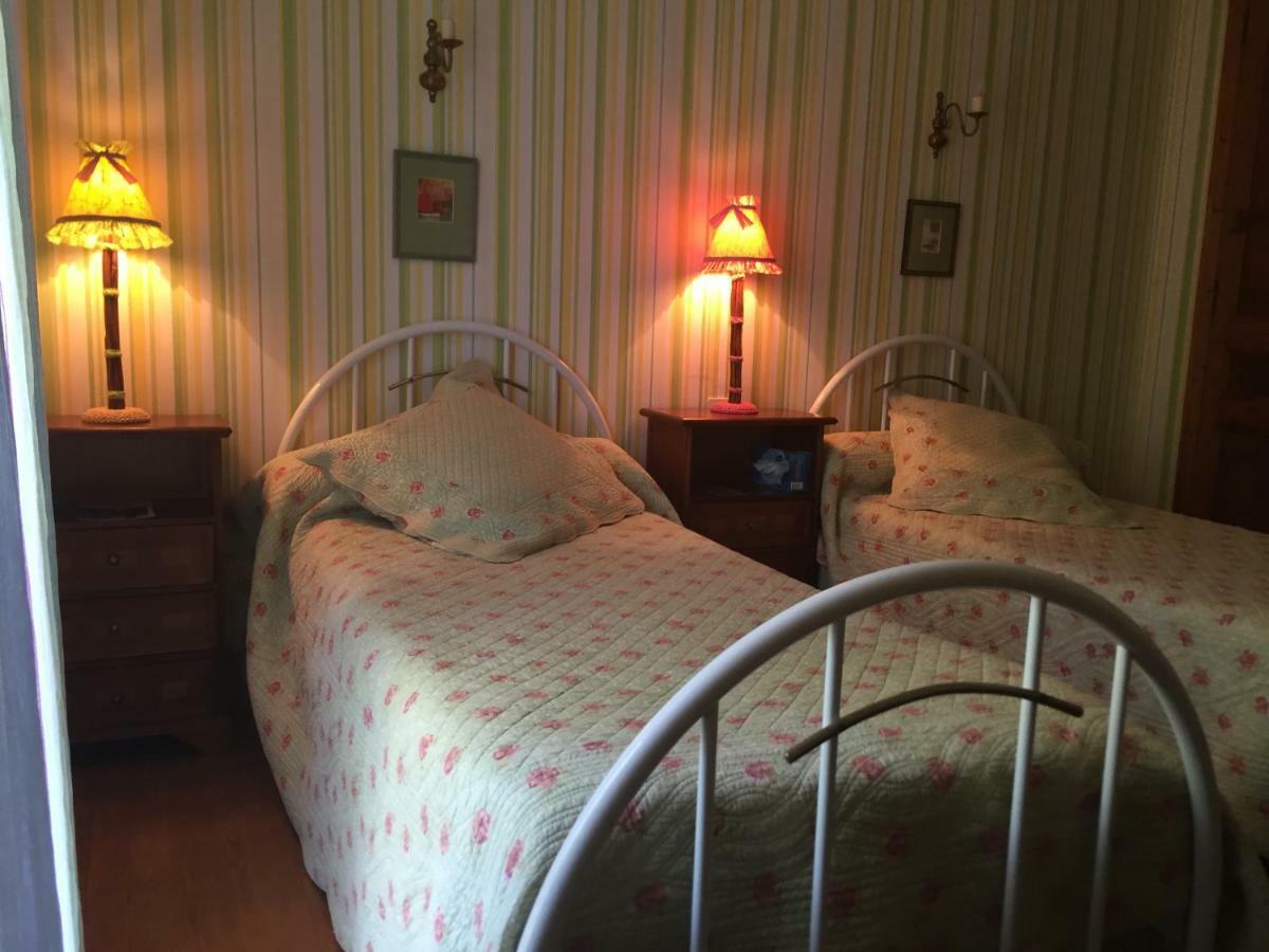 Domaine De Brousson Bed & Breakfast La Tour-sur-Orb Exterior foto